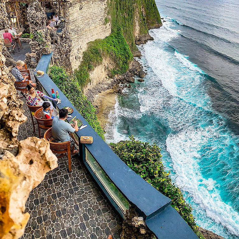 Malini Uluwatu