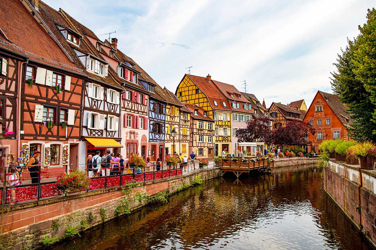 法瑞雙峰～雙遊船、雙宮、四朵花小鎮、香檳酒鄉、經典景觀列車13天