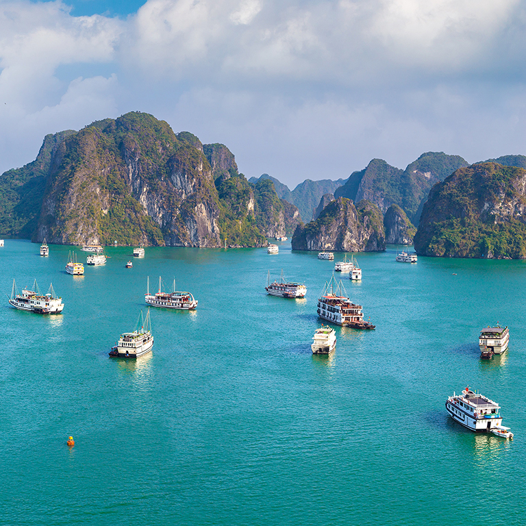 下龍灣 ｜ Ha Long Bay